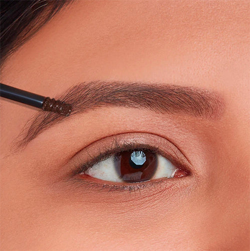 GrandeBrow-Fill Volumizing Brow Gel with Fibers & Peptides - Applying to the Brow